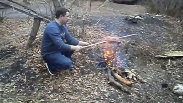 Дикая кухня + ЗАПЕЧЁННОЕ МЯСО В КАМЕННОЙ ЯМЕ смотреть онлайн