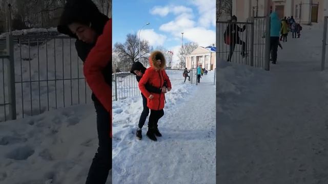 В красной куртке я смотреть онлайн