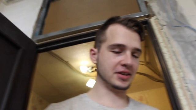 ВЛОГ #10: ГРУНТОВКА И ШПАКЛЕВКА СТЕН | Сломали стену......