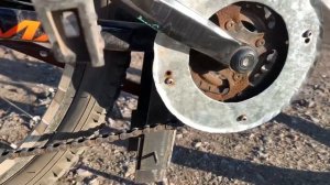 Двойная подножка на велосипед своими руками. Очень удобная подножка для велосипеда.