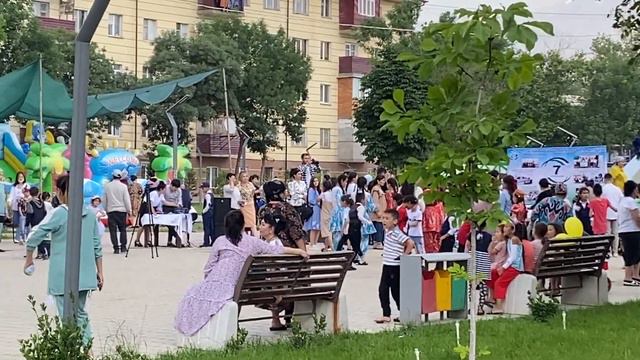 Ангрен,ТРИ ШТЫКА.Просто гуляю смотреть онлайн