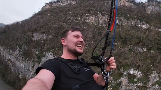 Прыжок в sky park Sochi тарзанка 207 метров смотреть онлайн