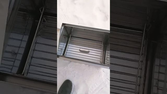 Коптильня горячего копчения из пищевой нержавеющей стали с гидрозатвором. смотреть онлайн