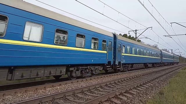 ЧС7-214 с пассажирским поездом смотреть онлайн