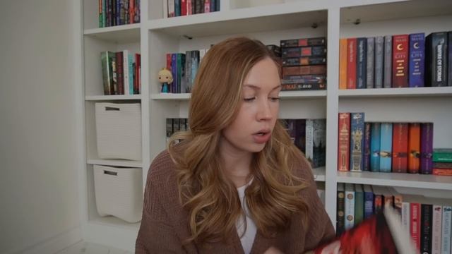 building & organizing my DREAM home library ? ✨ bookshelf organization & bookshelf tour! смотреть онлайн