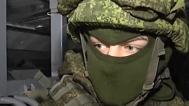 Боевые задачи, которые порой кажутся невыполнимыми. 67 лет исполнилось российскому спецназу смотреть онлайн