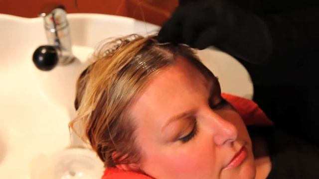 Goldwell New Blonde смотреть онлайн