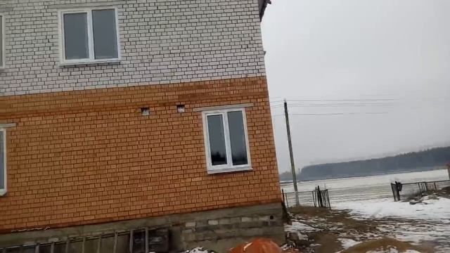 Недорогой кирпичный дом самостоятельно. Строю дом ч.1. As we build in in Belarus смотреть онлайн