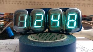Ретро часы на ИВ-22 (Arduino)
