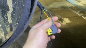 Volvo V90 CC 2019. Неисправность электрического стояночного тормоза.