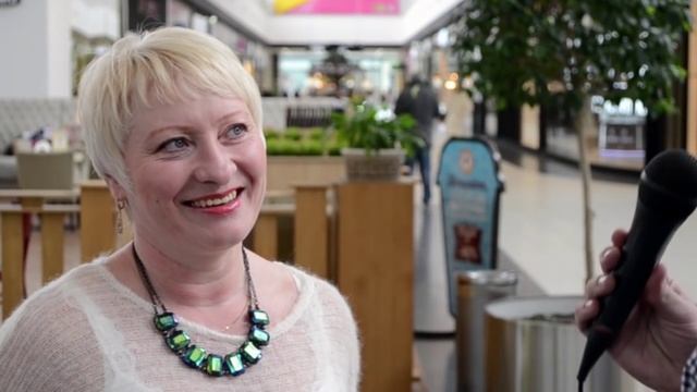 ТЦ "Мега". Мнения прохожих о личных финансах смотреть онлайн