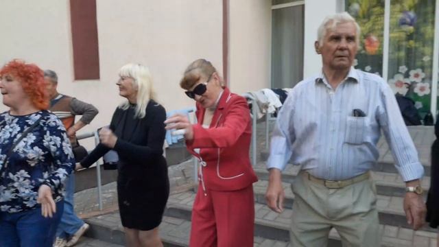 Желаю. Елена Ваенга. В Гомельском парке культуры. 21.05.2023. смотреть онлайн