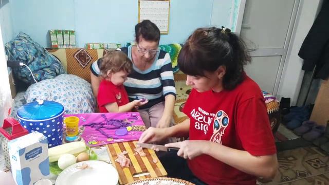 Оладушки из кабачков и куриного филе/12.10.2021