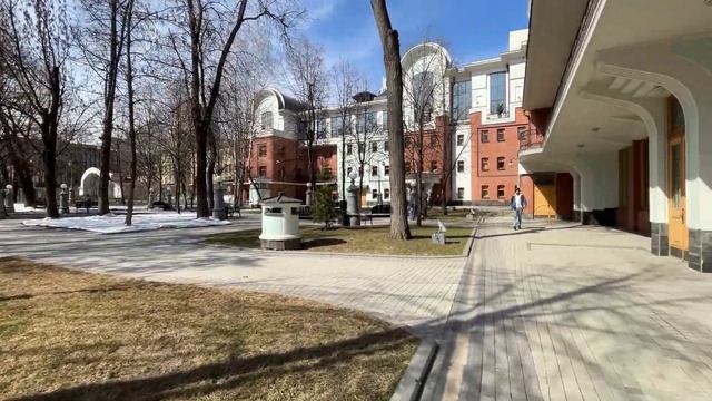 Moscow, Hermitage Garden/ Сад "Эрмитаж" смотреть онлайн