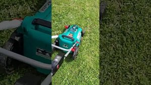 Аккумуляторная газонокосилка зубр