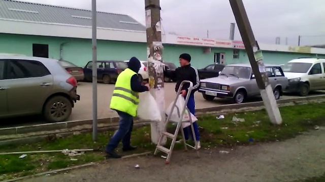 В Батайске срывают объявления смотреть онлайн