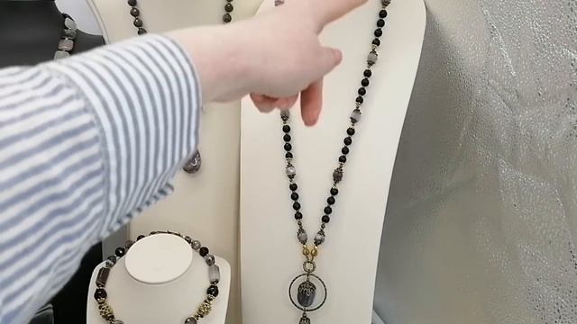 БУСЫ, ЧОКЕРЫ, СОТУАРЫ. #ИРИНАШАЙДОВА. смотреть онлайн