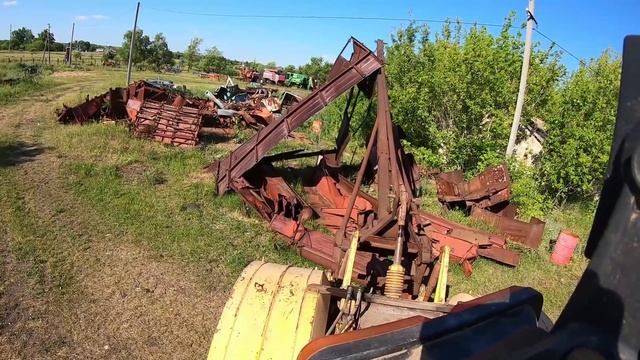 Трактор Кировец. Работа с удочкой. Культиватор Компактор наработка 600 га. смотреть онлайн