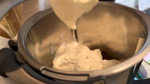 ЧИЗКЕЙК ПО РЕЦЕПТУ МУЖА ИЗ ТЕРМОМИКС?/SEHR LECKERER KÄSEKUCHEN AUS THERMOMIX? смотреть онлайн