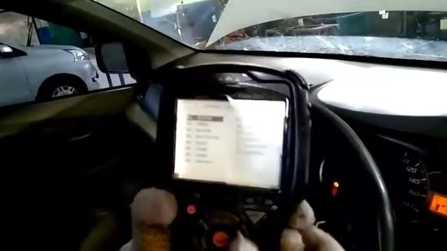 PENGGUNAAN SCANNER CARMAN PADA MOBIL AVANZA 2013 смотреть онлайн