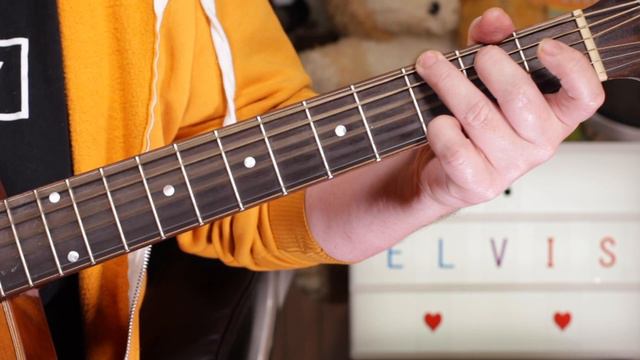 '(Marie's the Name Of) His Latest Flame' Elvis Presley Easy Acoustic Guitar Lesson смотреть онлайн