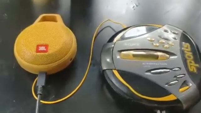 Music test Sony Discman Portable D-SJ15 yelow sports. Nghe nhạc trên máy Cd Discman Sony D sj15 смотреть онлайн