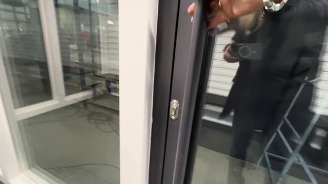 ОСТОРОЖНО УРБАНИСТЫ | НОВАЯ ИННОВАЦИОННАЯ ОСТАНОВКА В ЕКБ | остановки транспорта в РОССИИ смотреть онлайн