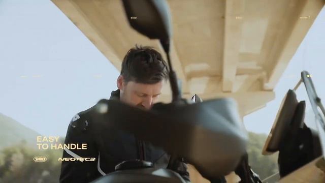 Shoei Шлем Neotec 3 смотреть онлайн