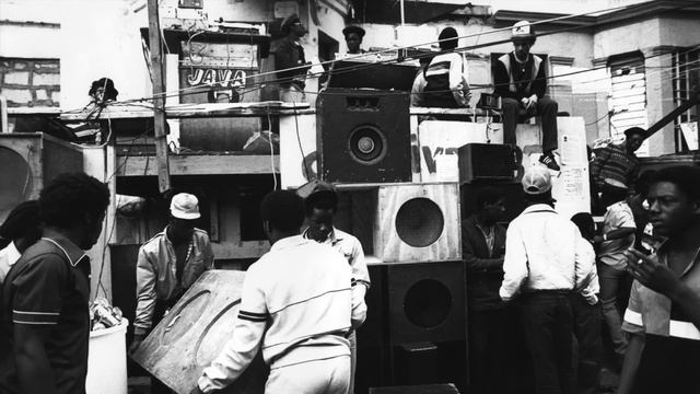 HEAVY DUB SELECTION смотреть онлайн
