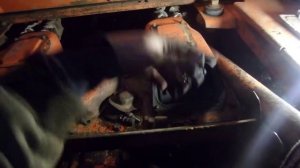 КАК правильно отрегулировать фрикционы и тормоза на тракторе ДТ 75 !!??