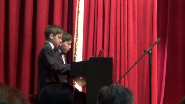 М.Кажлаев.Отрывок из концертной лезгинки. смотреть онлайн