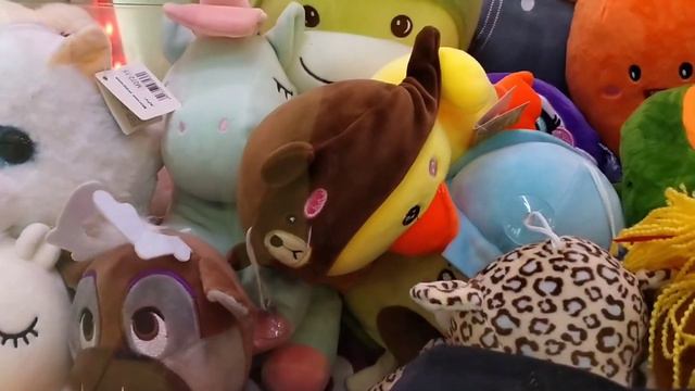 АВТОМАТ ХВАТАЙКА С ИГРУШКАМИ ИГРАЮ НА 200 РУБЛЕЙ !!!!! ПОЛУЧИТСЯ ЛИ ЧТО-НИБУДЬ ВЫТАЩИТЬ ??? смотреть онлайн