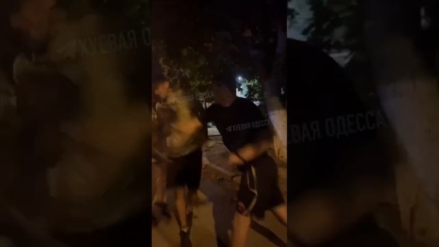 Одесса. Пока ее муж на передовой ее шпехатели на гражданке смотреть онлайн