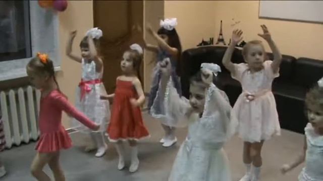 Открытый урок ч.1."Кнопки".Клуб здоровья Семья 2012 смотреть онлайн