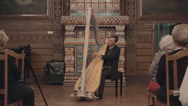 «Осень. Сказочный чертог, всем открытый для обзора…» смотреть онлайн