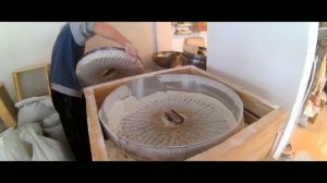 Обзор мельницы со старинными каменными жерновах. Часть 2. 10 мин.