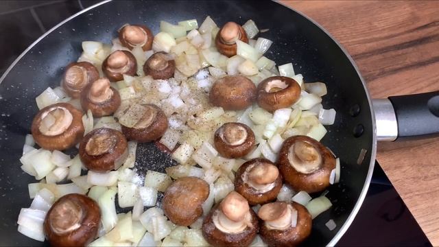 Даже макароны с этим соусом получаются как в ресторане! Шампиньоны и сливки! смотреть онлайн