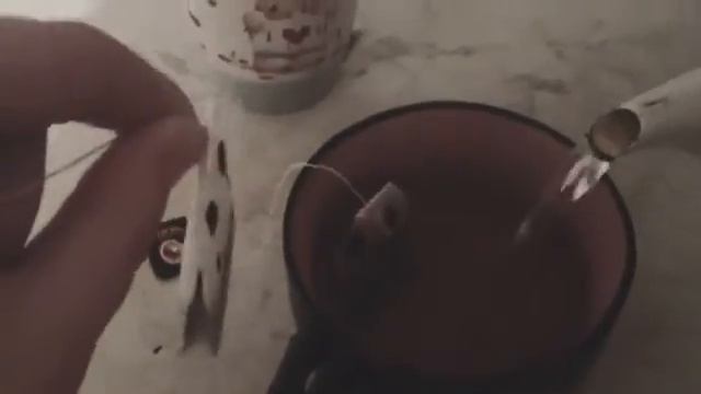 Грустная история чая 😔 смотреть онлайн