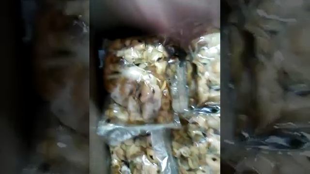 Посмотрите какая рыба сегодня в морозильной камере -18 сарган барабулька мясо рапана / рыбный путь смотреть онлайн