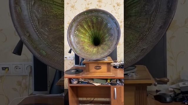 Граммофон фирмы «Pathe» смотреть онлайн