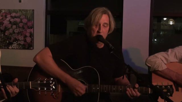 Lowdown by Mack Evans - Larry Mangum's Songwriter's Circle 1.15.2011 смотреть онлайн