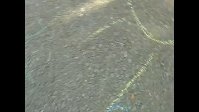 Рисуем ДЖОРДЖА и СВИНКУ ПЕППА мелом на асфальте.Draw George and pig Pepa chalk on asphalt смотреть онлайн