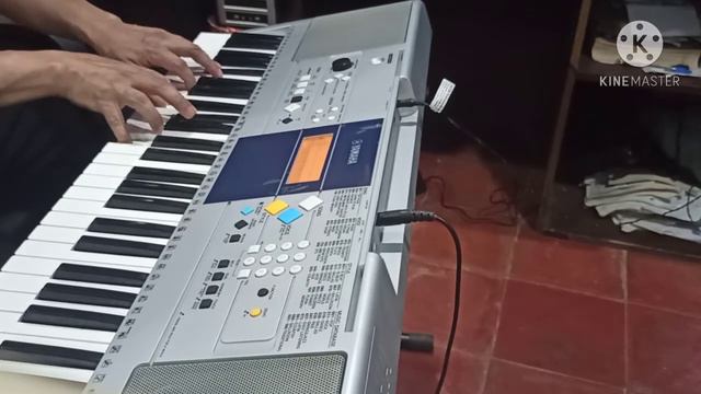 Demo Yamaha PSR E323 смотреть онлайн