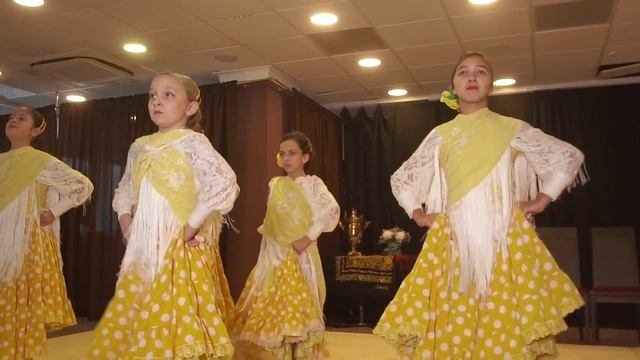 Cantinias, студия танца фламенко Flamencia г. Краснодар смотреть онлайн