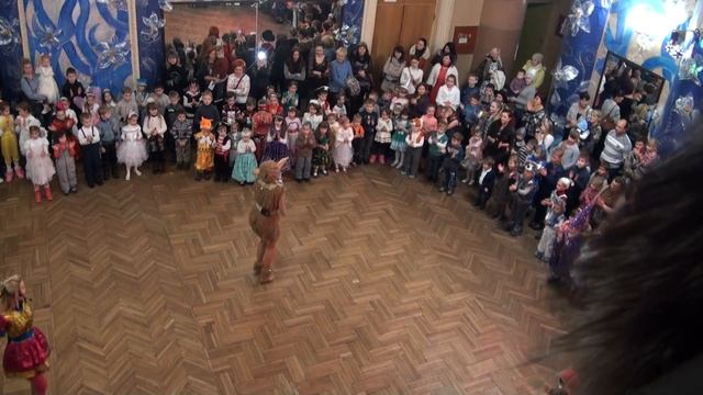 Новогодний утренник смотреть онлайн