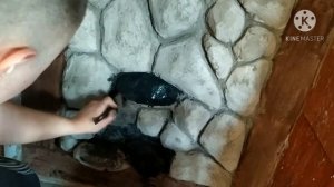 отделка стенки печи артбетоном. имитация дерева и камня