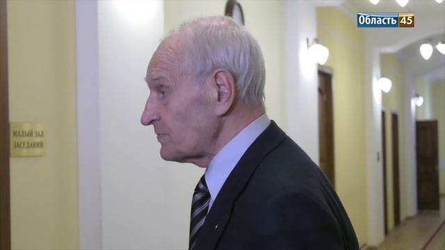 «Верят только самим себе». В Кургане антиуранщики спорят с учеными-геологами смотреть онлайн