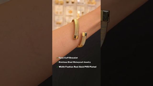 Стильный браслет