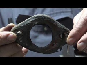 Выхлопной фланец для авто из куска швеллера.