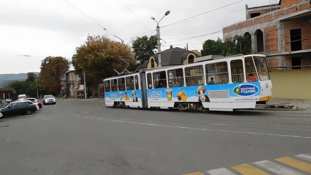 Красивый ТРАМВАЙ Пятигорска , Татра 145, сент 2022г смотреть онлайн